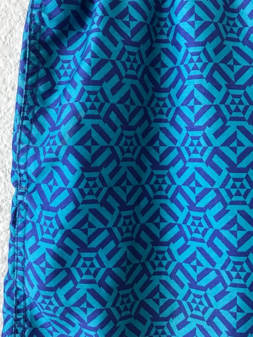Ted Baker Mens Blue Geometric Print Swim Trunks 2XL/6 The Worlds Your Oyster